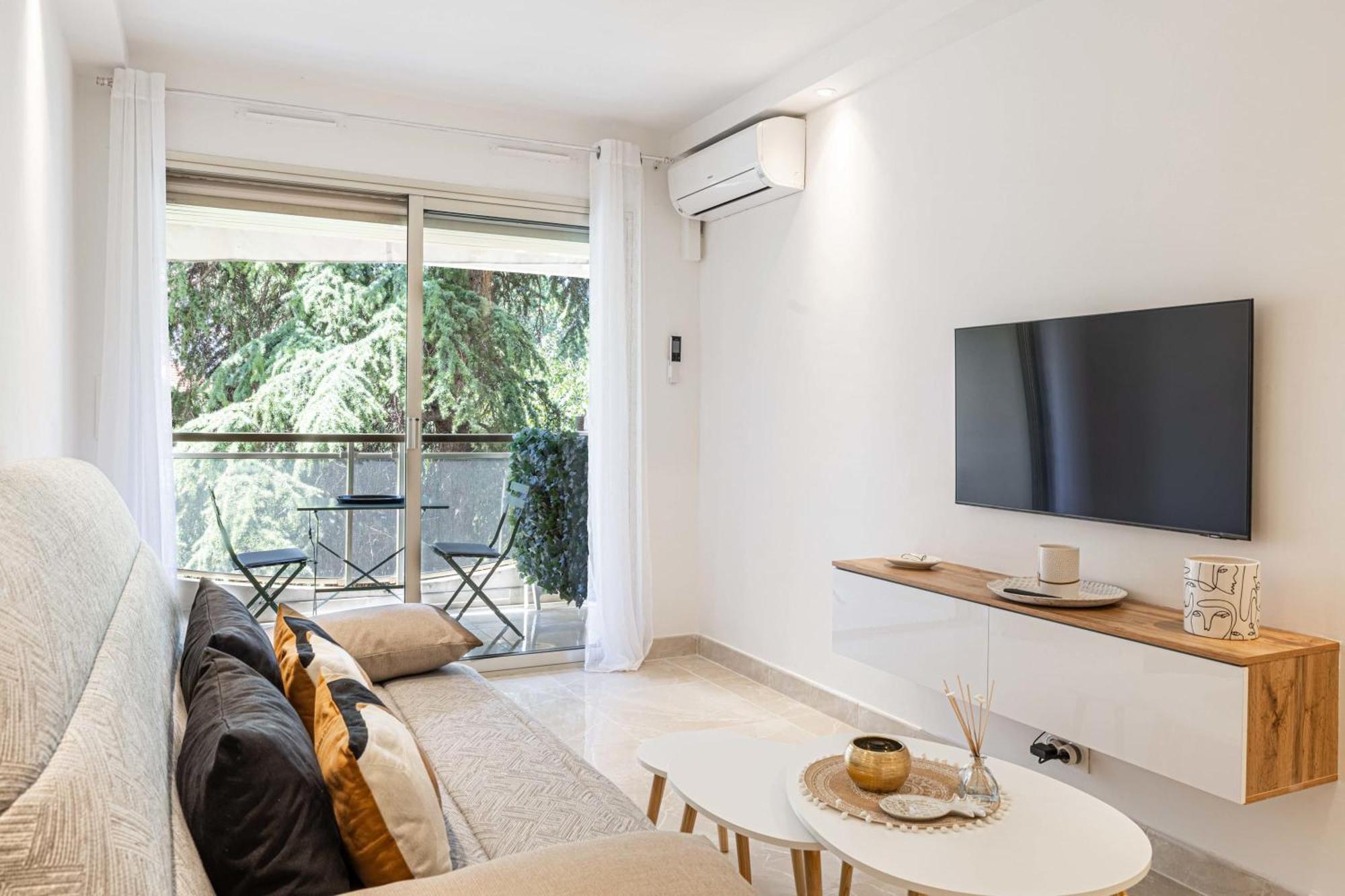 Le Center Avec Joli Balcon Et Parking Pour Un Sejour Apartamento *